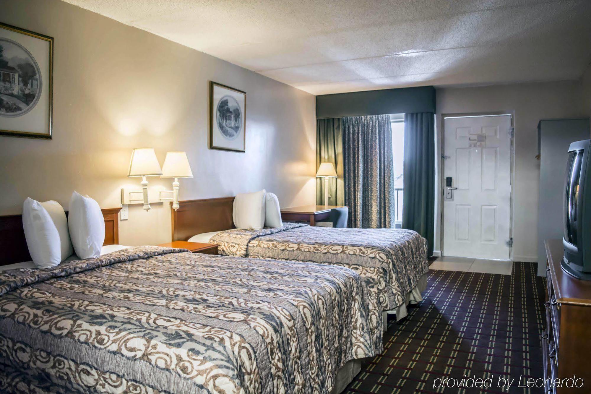 Rodeway Inn Clearwater-Dunedin Exterior foto