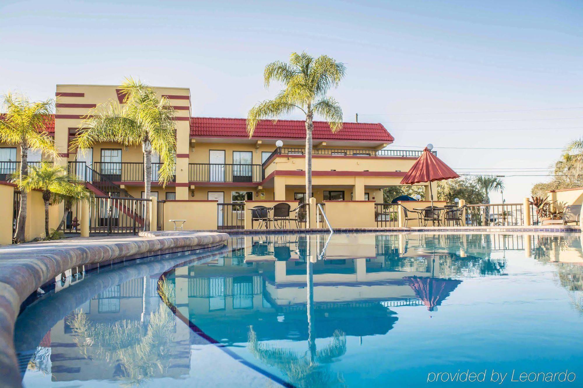 Rodeway Inn Clearwater-Dunedin Exterior foto